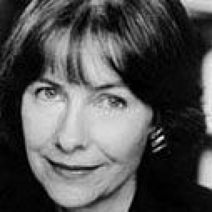 Posy Simmonds salary